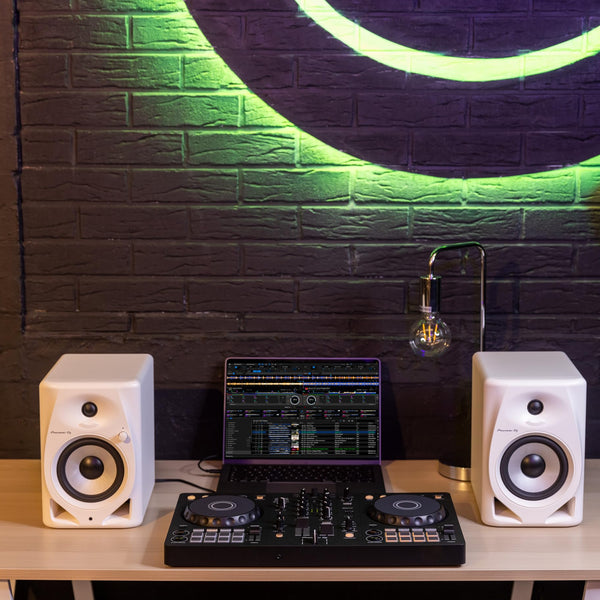 Pioneer DDJ-FLX4 Controller