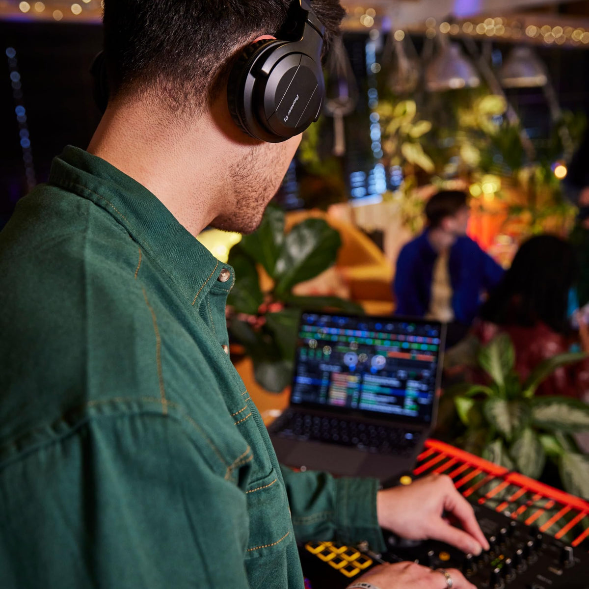 Pioneer DDJ-FLX4 Controller