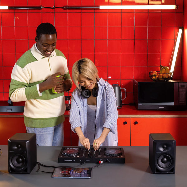 Pioneer DDJ-FLX4 Controller